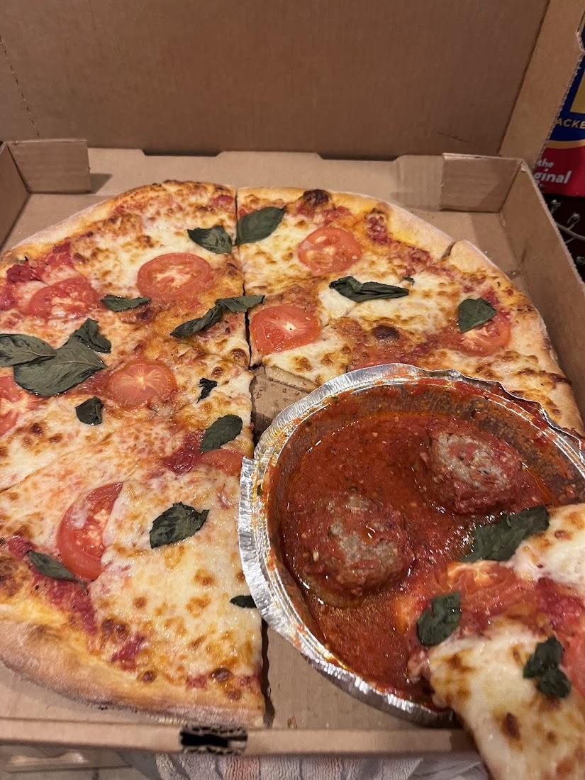 Big Mikes Pizza